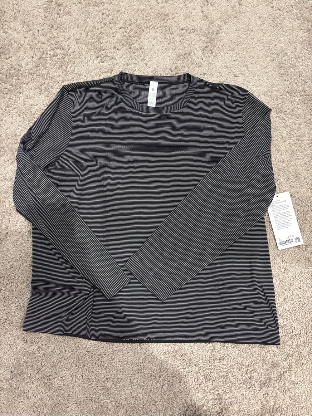 NWT LULULEMON relaxed swifty too